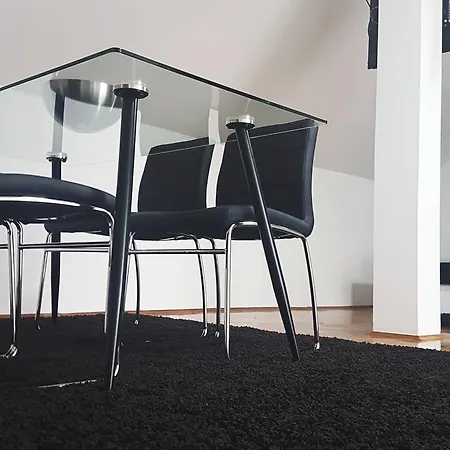 & Pool White House *