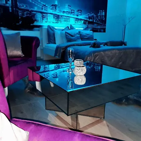 White House アパート *