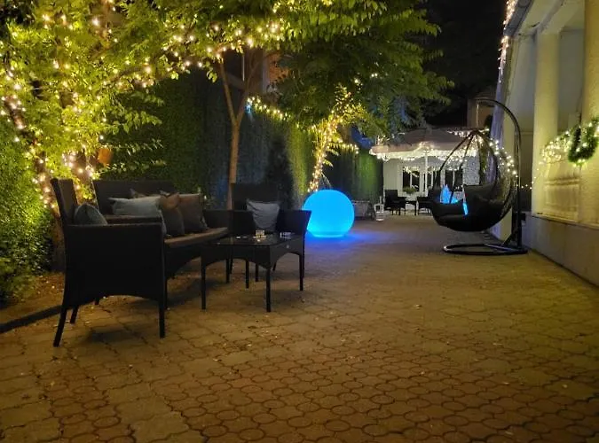 アパート White House *