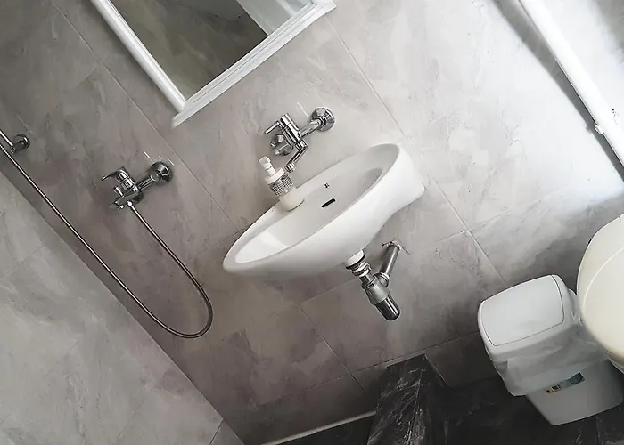 アパート White House