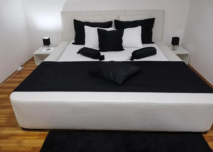 アパート White House Pančevo